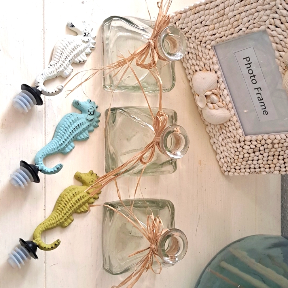 Seahorse Glass Bottles Trio - Picture 3 of 8